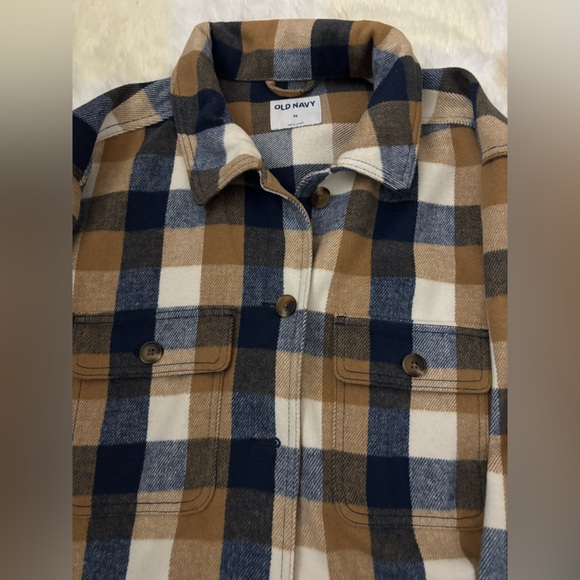 Plaid Flannel Button-Up Jacket - Picture 2 of 8